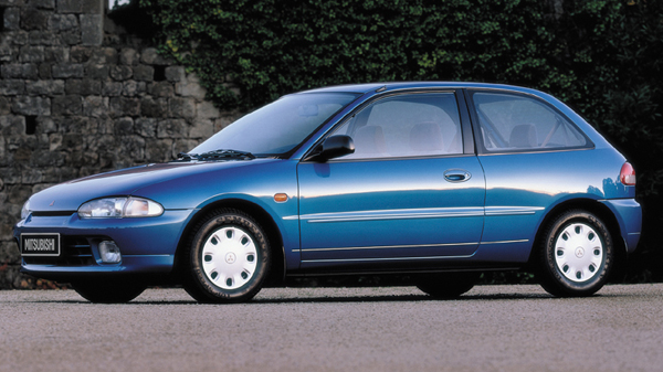 Mitsubishi Colt 4 (1992-1995)